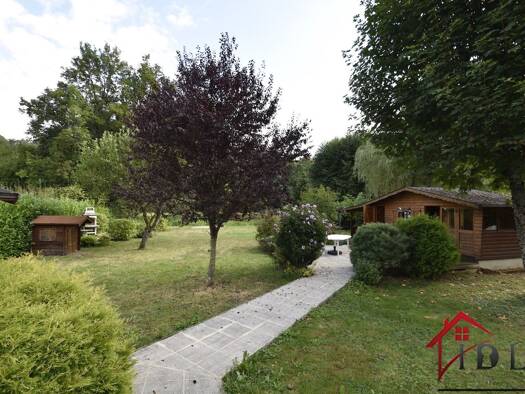 Maison à vendre 437 750 € 6 pièces 3 chambres 171 m² 4 300 m² de terrain Pompierre-sur-Doubs 25340