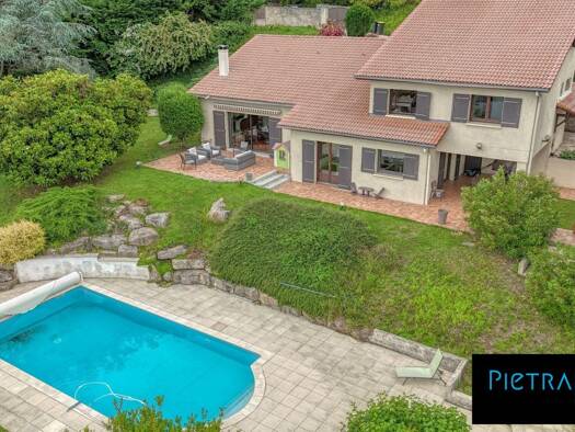 Villa à vendre 899 000 € 6 pièces 5 chambres 256 m² 2 400 m² de terrain Neyron 01700