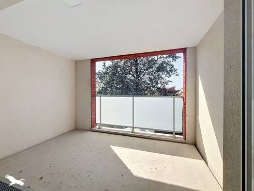 Appartement à vendre 161 250 € 2 pièces 1 chambre 43 m² Étage 1/2 L'Hers Castelginest 31780