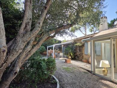 Maison à vendre 790 000 € 7 pièces 4 chambres 200 m² 550 m² de terrain Giens Giens 83400
