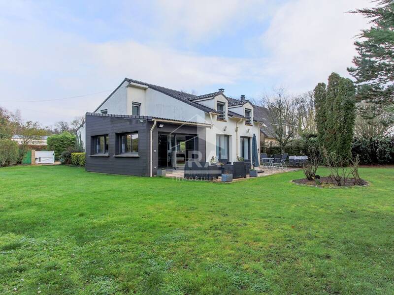 Maison à vendre, 161m², MORAINVILLIERS