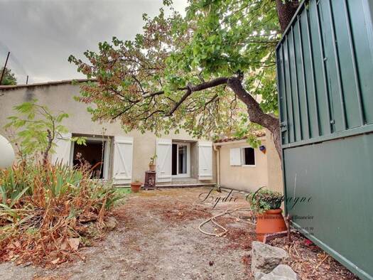 Maison à vendre 284 000 € 7 pièces 5 chambres 210 m² 485 m² de terrain Embres-et-Castelmaure 11360