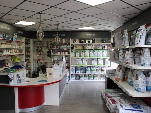 Local commercial à vendre 269 360 € Arcisses 28400