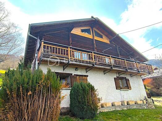 Chalet à vendre 549 000 € 5 pièces 3 chambres 161 m² Chedde-Les Plagnes Passy 74190