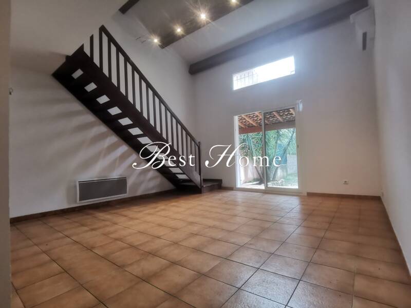 Maison à louer, 76m², NIMES