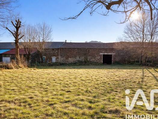 Maison à vendre 45 000 € 4 pièces 2 chambres 300 m² 1 305 m² de terrain Bains 43370