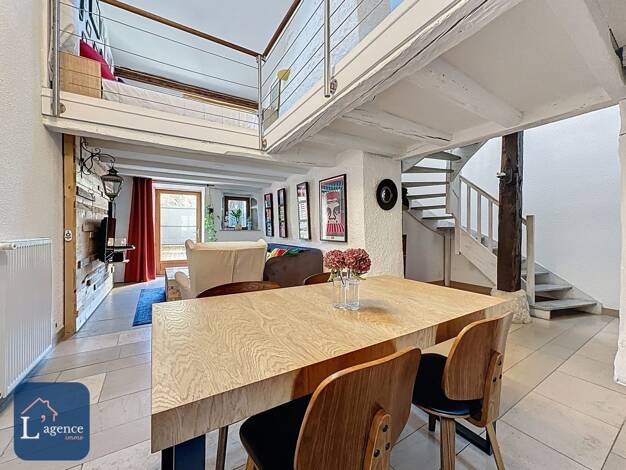 Maison à vendre 469 000 € 3 pièces 2 chambres 94 m² 108 m² de terrain Sergy 01630