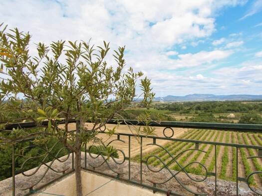 Maison à vendre 300 000 € 5 pièces 3 chambres 180 m² Brignac 34800