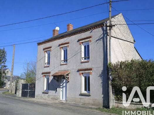 Maison à vendre 179 000 € 5 pièces 4 chambres 155 m² 469 m² de terrain Bazoches-les-Gallerandes 45480