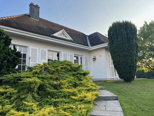 Maison à vendre 468 000 € 4 pièces 3 chambres 134 m² 947 m² de terrain Est Kingersheim 68260