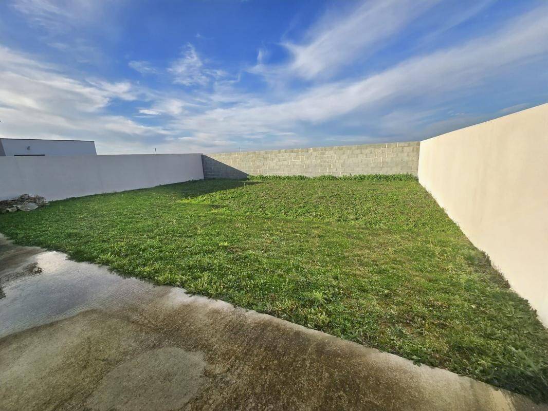 Maison à vendre, 107m², SAINT JEAN DE LIVERSAY