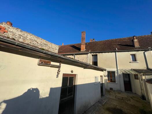 Maison de plain-pied à vendre 130 000 € 5 pièces 3 chambres 80 m² 276 m² de terrain Le Breuil 51210