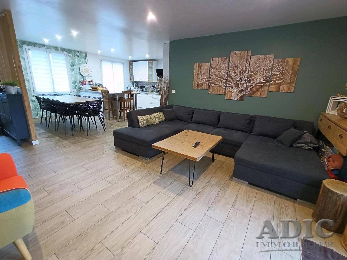 Maison à vendre, 111m², LE PLESSIS BELLEVILLE