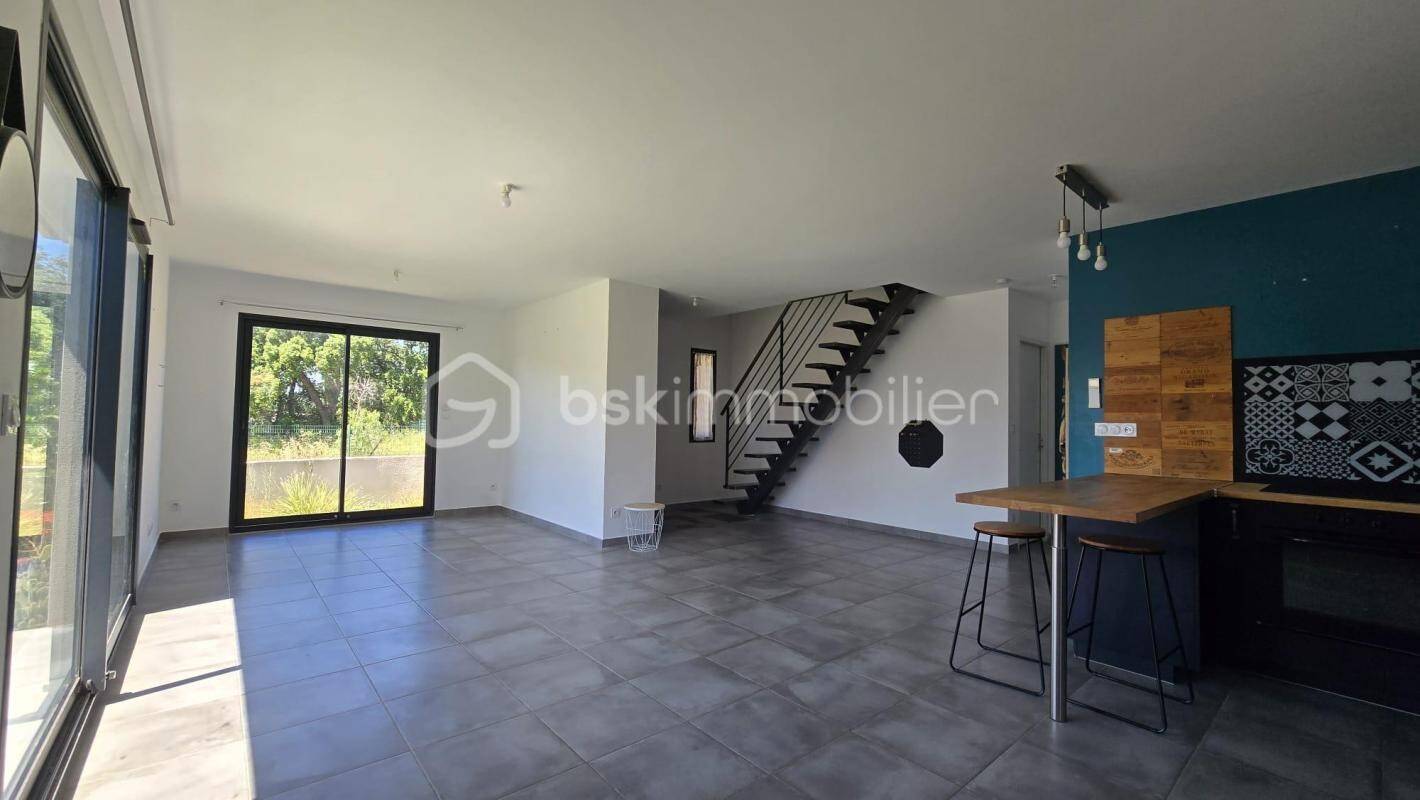 Maison à vendre, 102m², MONTESQUIEU DES ALBERES