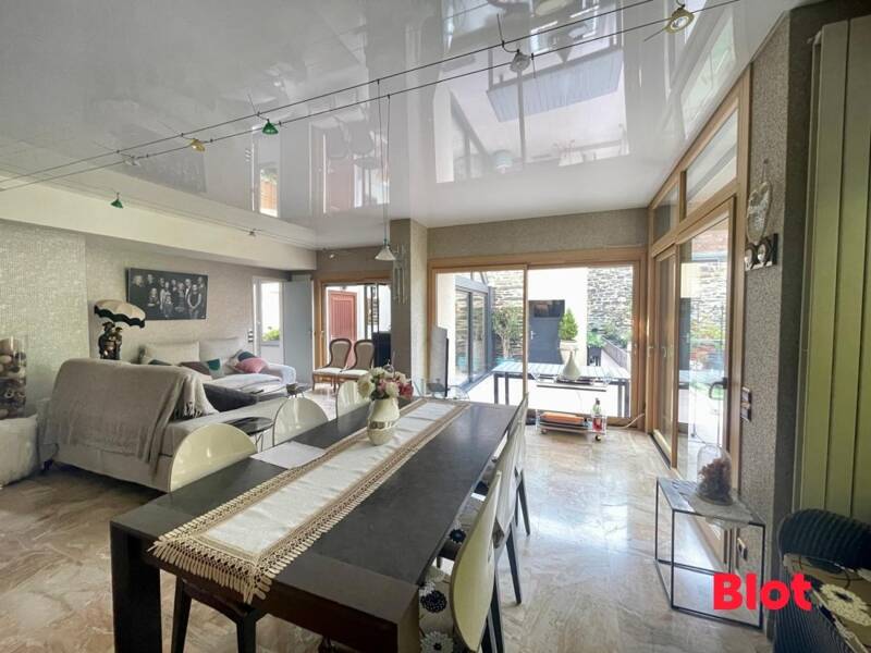 Maison à vendre, 187m², VITRE