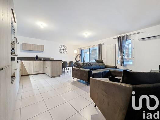 Appartement à vendre 375 000 € 4 pièces 3 chambres 83 m² Étage 3/4 Centre Ouest Saint-Pierre-en-Faucigny 74800
