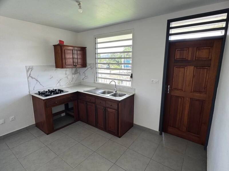 Maison à louer, 76m², MATOURY