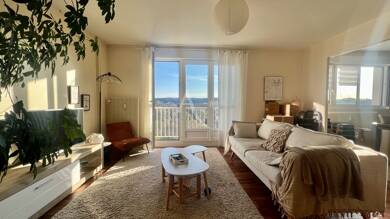Appartement à vendre 130 000 € 5 pièces 3 chambres 102 m² Étage 7/11 Plateau de la Justice-Lilas Roses Epinal 88000