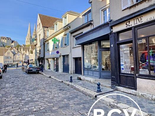 Duplex à louer 680 € 3 pièces 2 chambres 56 m² RDC/2 Haut Saumon-Bel Air Chartres 28000