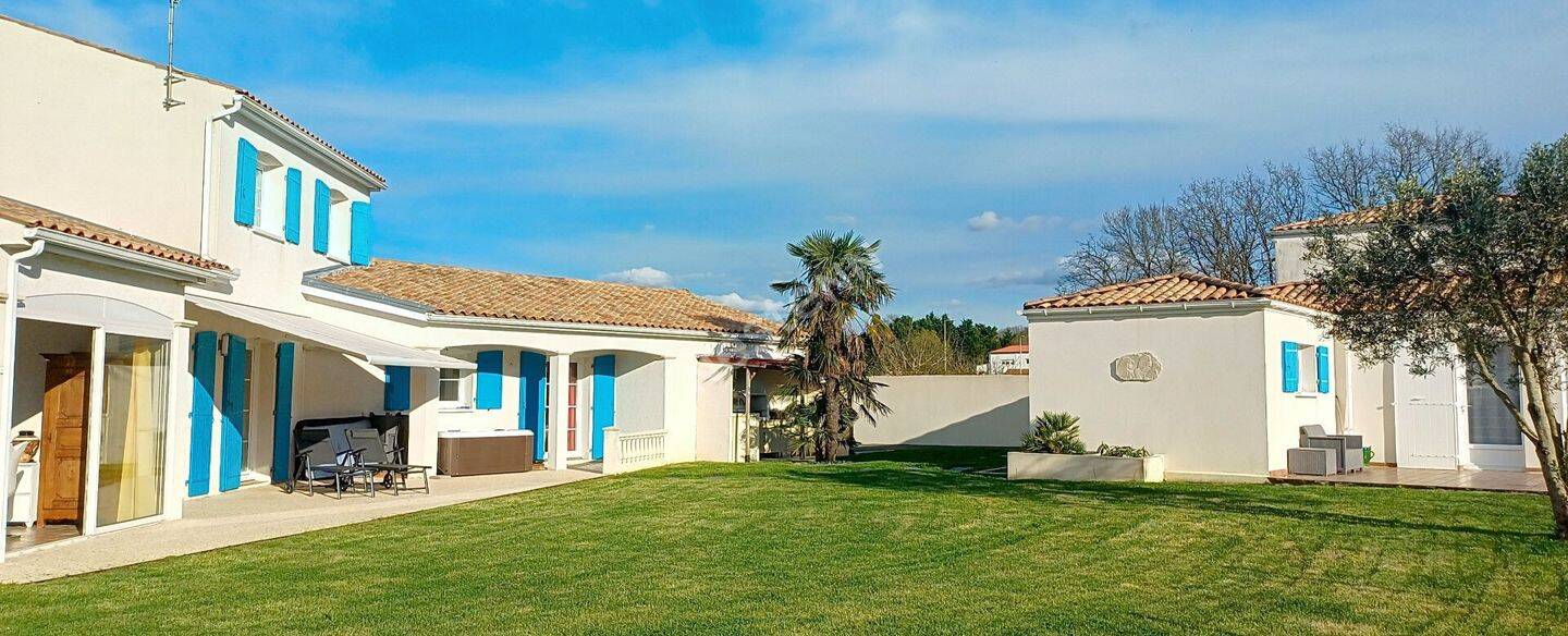 Maison à vendre, 205m², SAINT SULPICE DE ROYAN