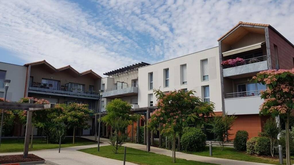 Studio à vendre 125 700 € 1 pièce 29 m² 2ème étage La Tremblade 17390