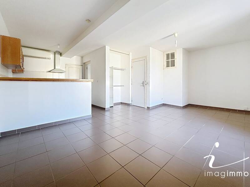 Maison à louer, 75m², PIGNAN