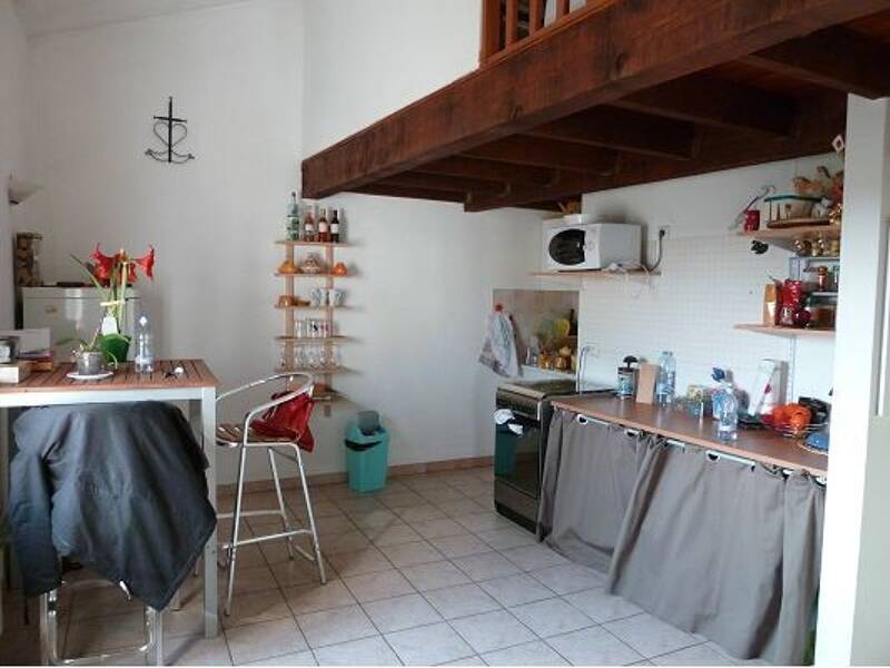 Maison à louer, 42m², AIMARGUES