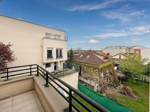 Appartement à vendre 135 000 € 1 pièce 32 m² 2 étages Gare-Parc du Chateau-Le Gros Buisson Vigneux-sur-Seine 91270