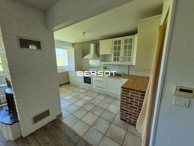 Appartement à vendre 269 000 € 4 pièces 2 chambres 113 m² Dernier étage, Étage 2/2 Jougne 25370