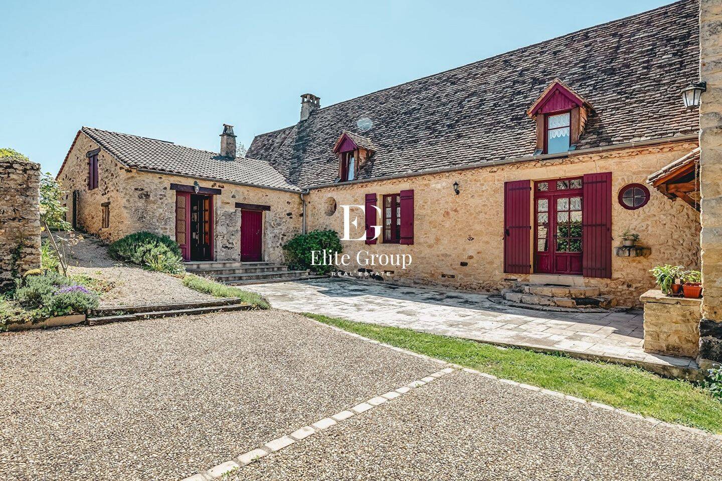 Maison à vendre, 304m², LE BUISSON DE CADOUIN