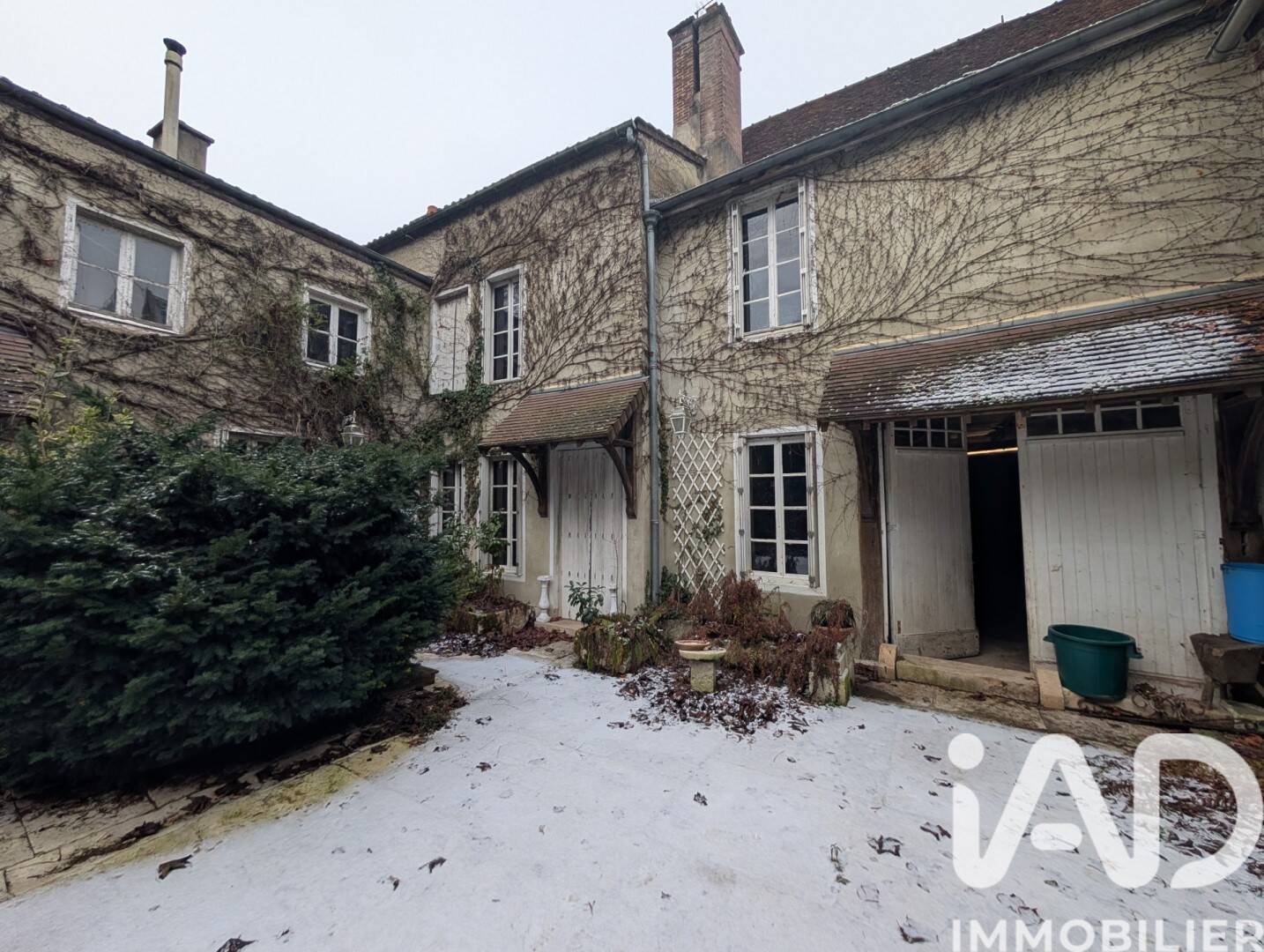 Maison à vendre, 217m², BAR SUR SEINE
