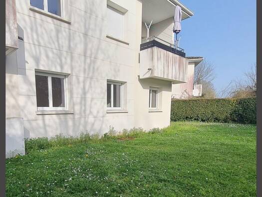 Appartement à vendre 115 500 € 3 pièces 3 chambres 70 m² RDC/1 Saint-Seurin-sur-l'Isle 33660