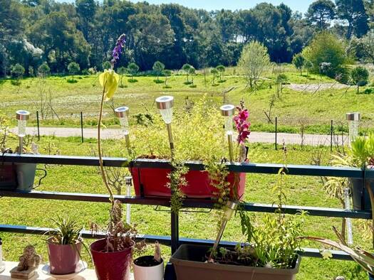 Appartement à vendre 209 000 € 2 pièces 1 chambre 38 m² Étage 1/3 Village La Londe-les-Maures 83250