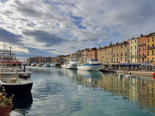 Appartement à vendre 1 170 000 € 6 pièces 4 chambres 190 m² Étage 5/5 Mont Saint Clair-Hôtel de Ville Sète 34200