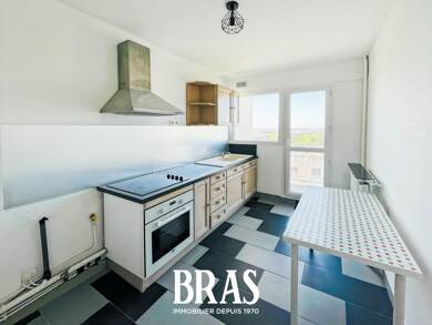Appartement à louer 859 € 3 pièces 2 chambres 64 m² 7ème étage Bernardière-Bellevue-Harlière Saint-Herblain 44800