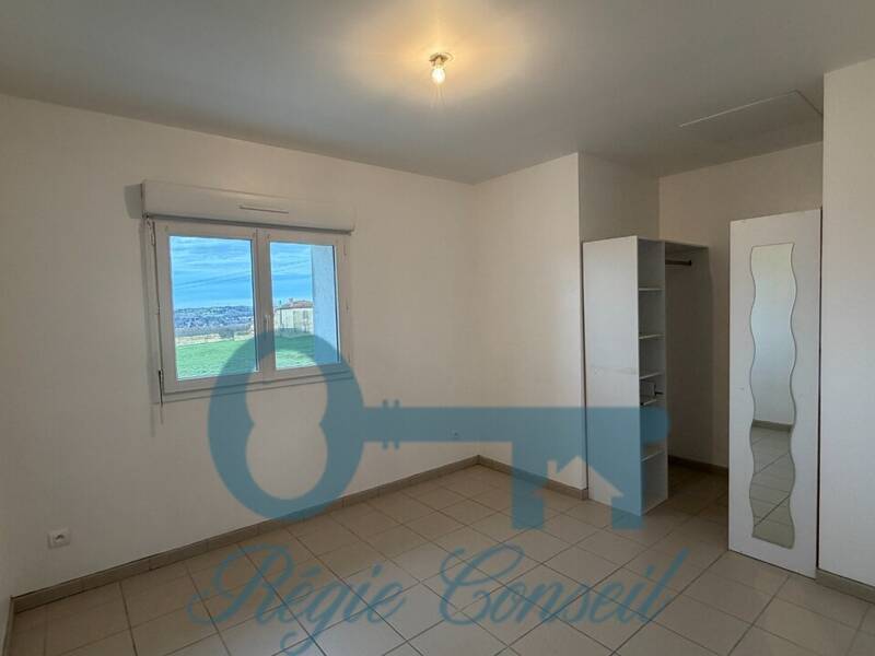 Maison à louer, 73m², ESTRABLIN