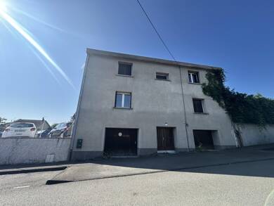 Immeuble à vendre 222 000 € 182 m² Ouest Riom 63200
