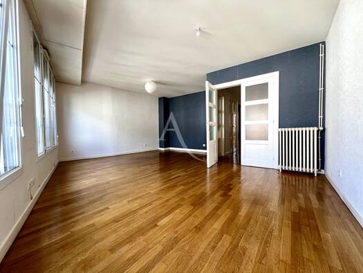 Appartement à louer 760 € 4 pièces 3 chambres 96 m² Étage 2/4 Rive Gauche-Chipotte  Épinal 88000