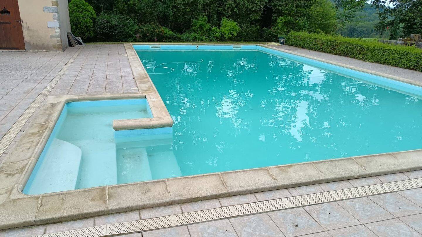 Maison à vendre, 460m², SAUVETERRE DE BEARN