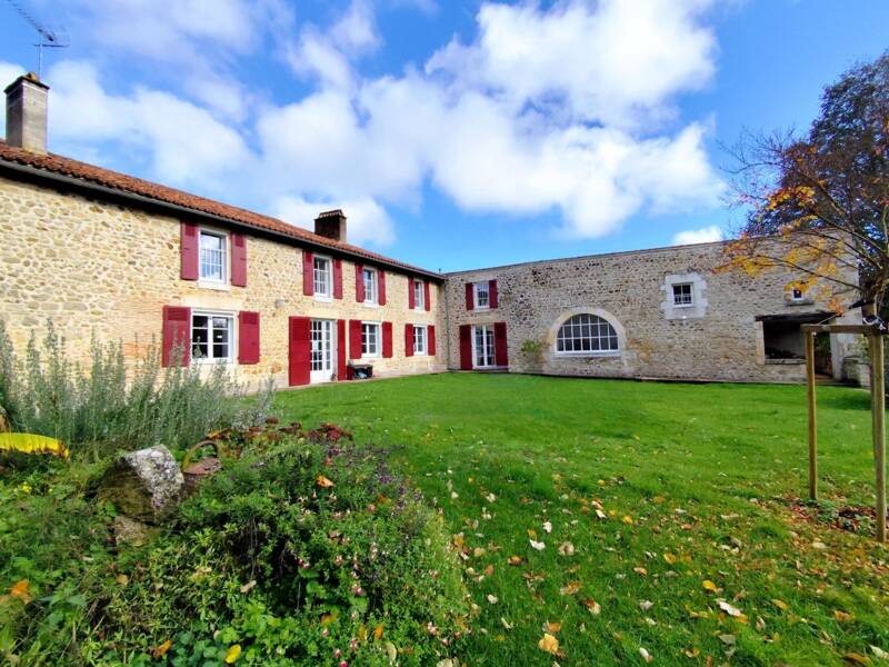 Maison à vendre, 199m², NOUAILLE MAUPERTUIS