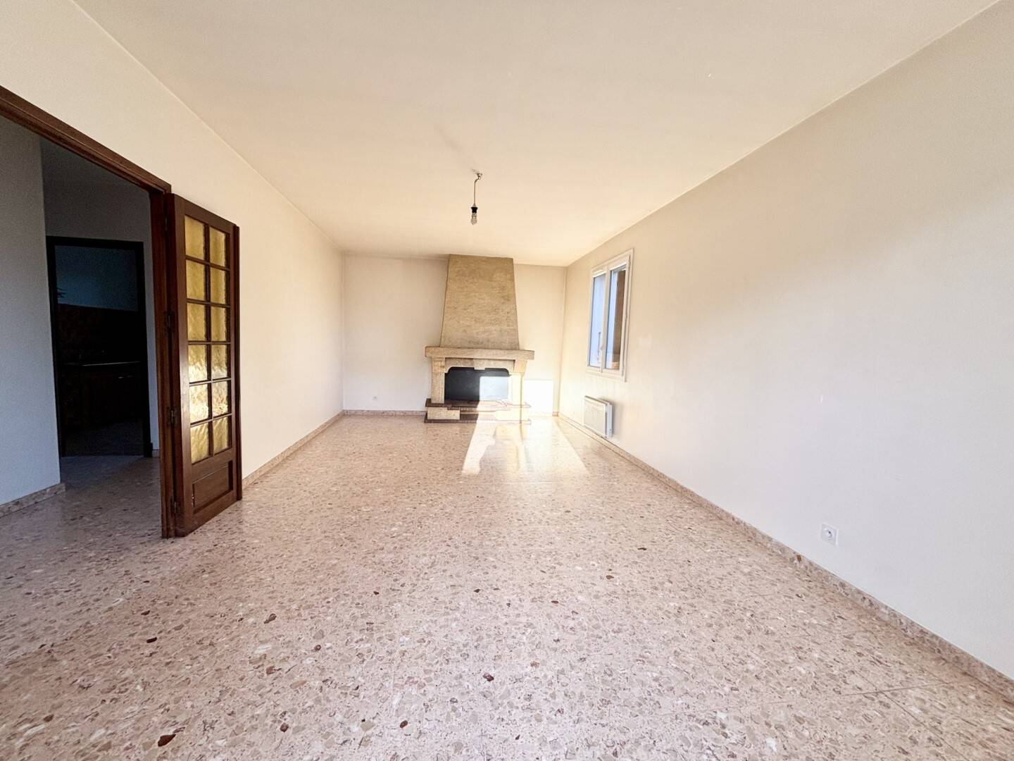 Maison à vendre, 90m², VILLENEUVE LA COMPTAL