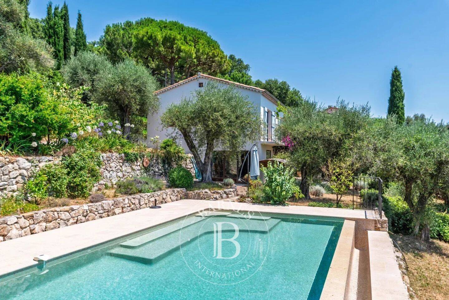 Maison à vendre, 135m², CHATEAUNEUF DE GRASSE
