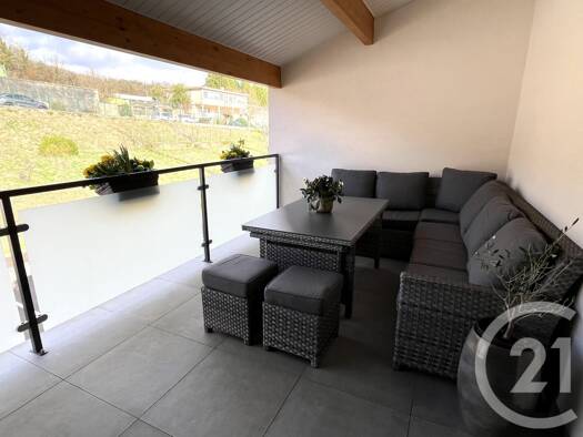 Duplex à vendre 342 000 € 4 pièces 2 chambres 89 m² 1er étage Escherange 57330