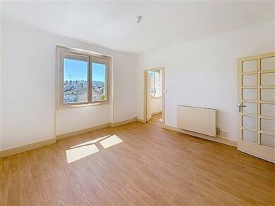 Appartement à louer 700 € 4 pièces 3 chambres 78 m² 3ème étage Brive-la-Gaillarde 19100