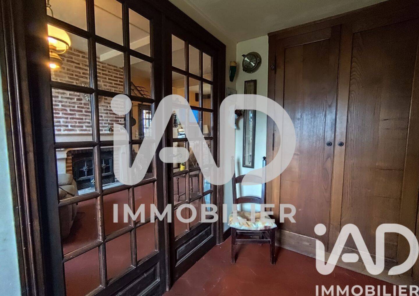 Maison à vendre, 240m², VILLENEUVE SUR BELLOT