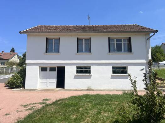 Maison à vendre 112 000 € 3 pièces 2 chambres 69 m² 780 m² de terrain Charolles 71120