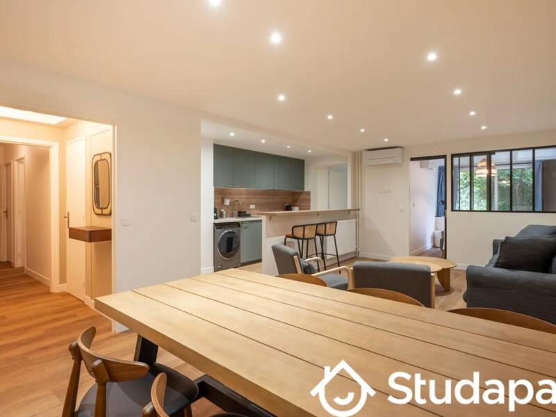 Maison à louer, 0m², PARIS 19E