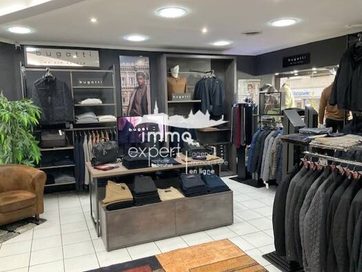Boutique à vendre Fonds de commerce 74 000 € 125 m² de surface de vente Vittel 88800