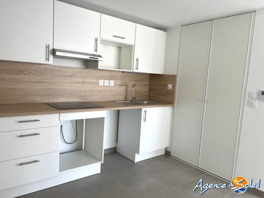 Appartement à louer 805 € 3 pièces 2 chambres 61,3 m² 3ème étage Etangs et Plages Marseillan 34340