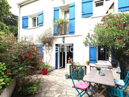 Maison à vendre 416 000 € 6 pièces 4 chambres 136 m² 126 m² de terrain Morainvilliers 78630